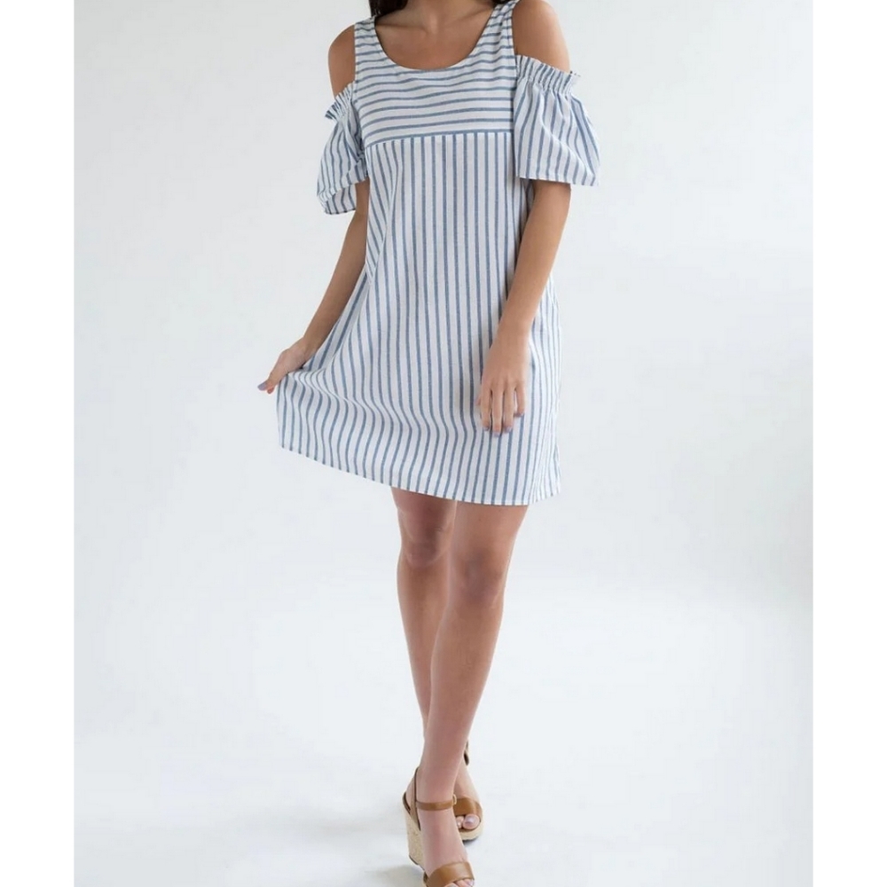 Nursing Queen dress size L